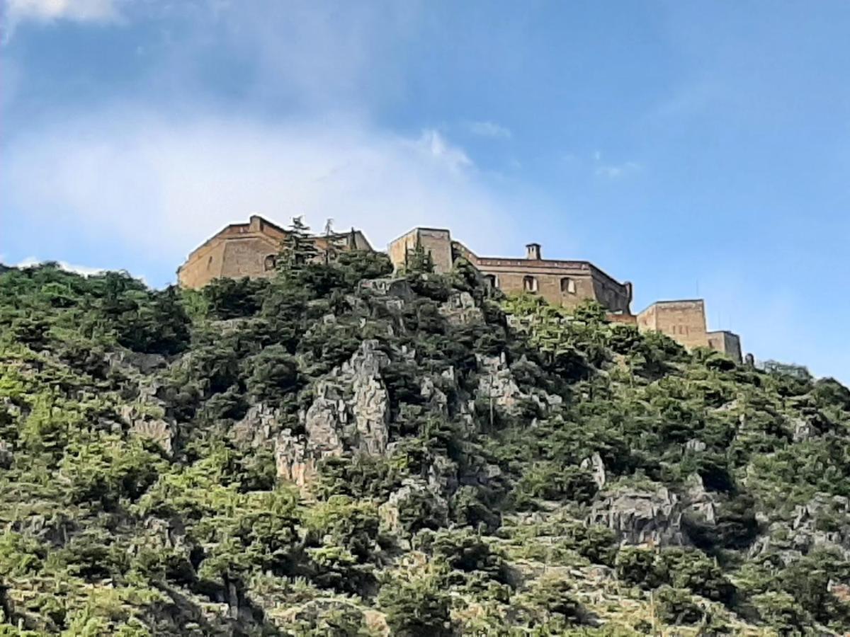 Les Chambres Chouettes Villefranche-de-Conflent Exteriör bild